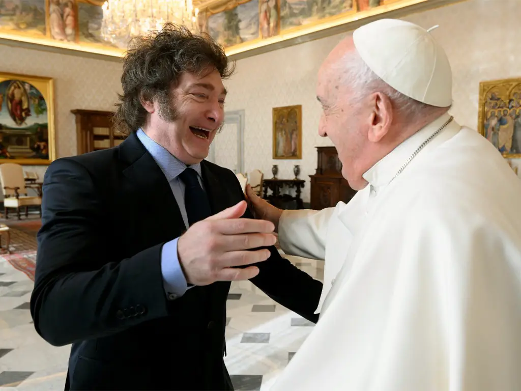 Presidente Milei se Reúne com Papa Francisco no Vaticano em Audiência Histórica
