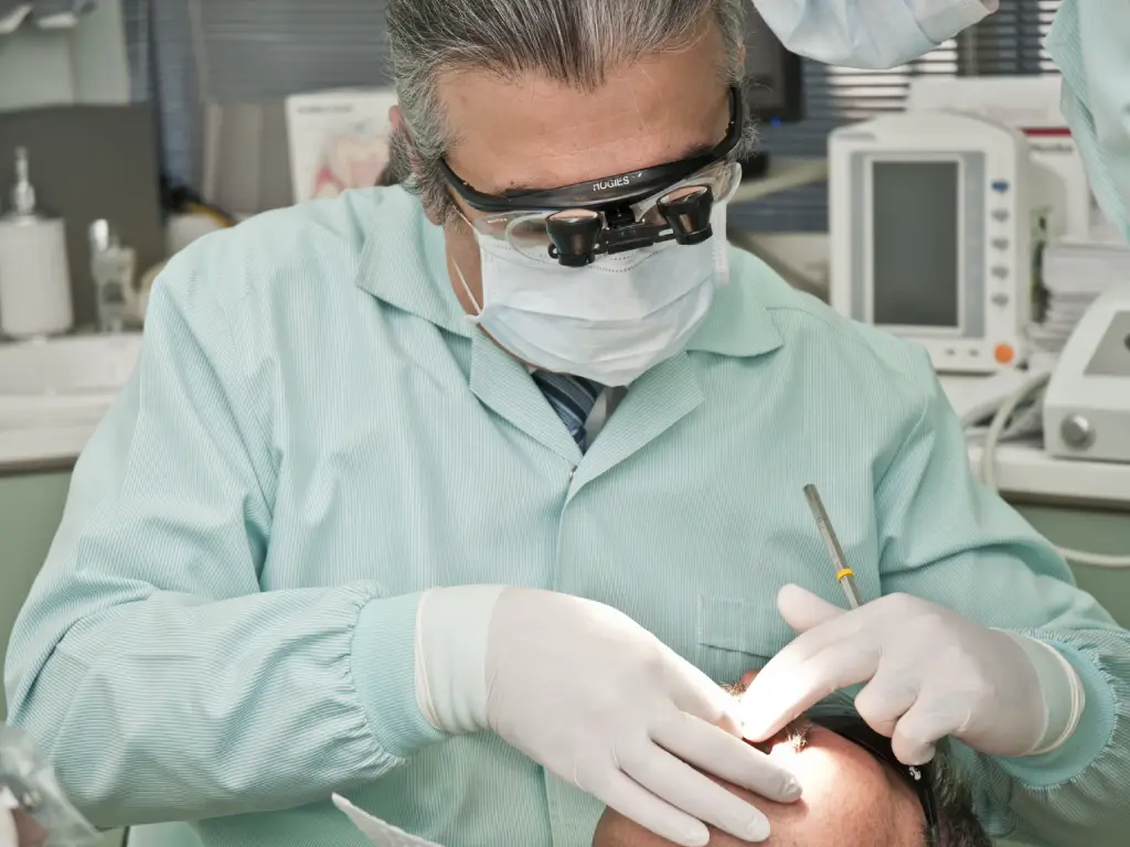 Decisão Judicial Altera Protocolos de Anestesia em Consultórios dos Dentistas